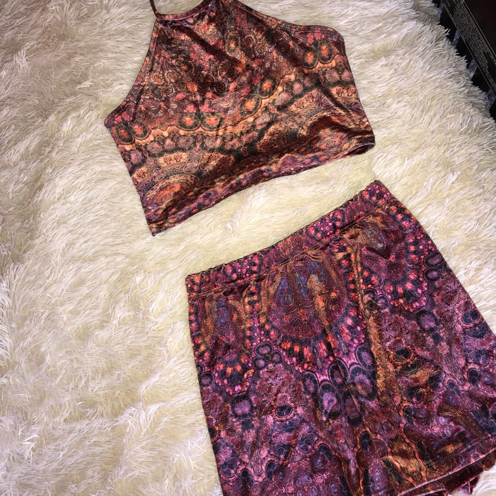(Liberated heart) matching velvet set